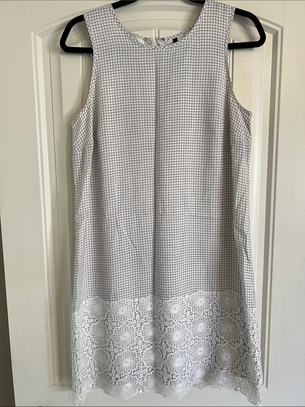 Kensie White Dress with Black Grid and Lace Hem